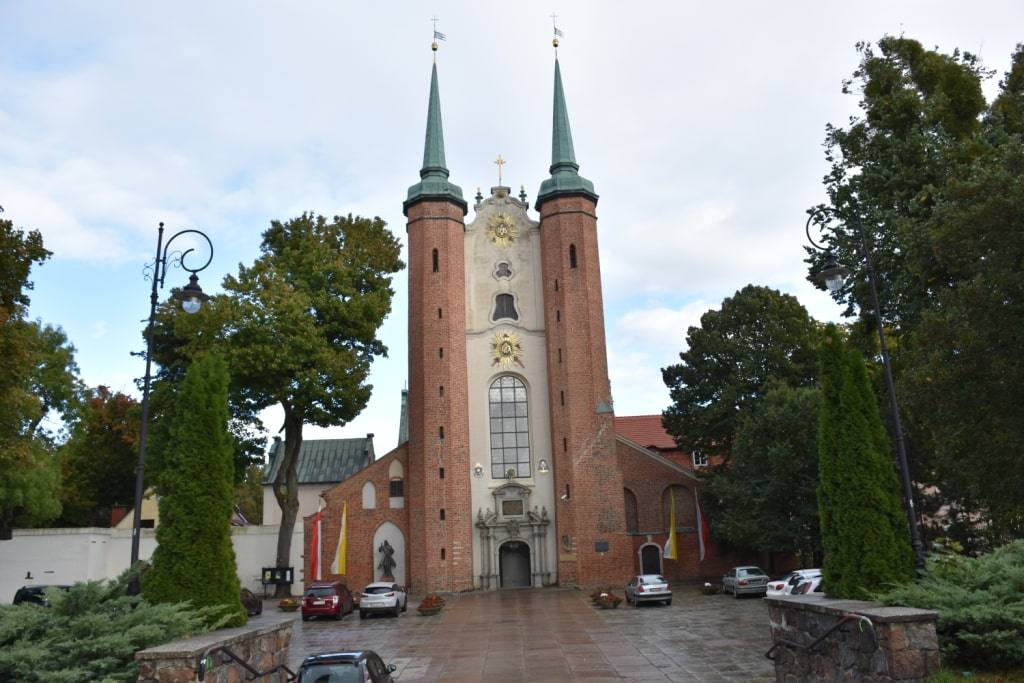 olivskij-kostel