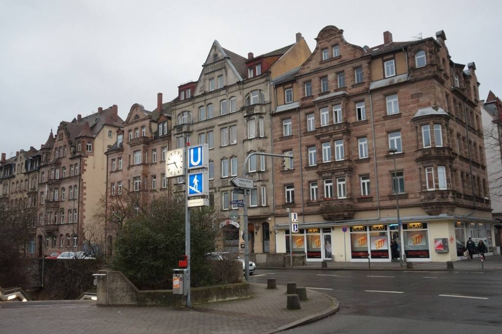 Жизнь в Германии. Как выглядят обычные жилые кварталы в Мюнхене и Нюрнберге.