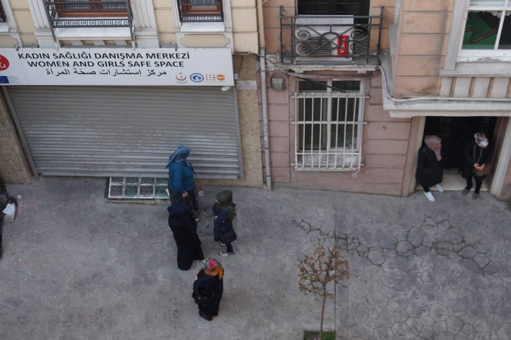 Байки из комода, рассказ про стамбульского чудака + обзор тех квартир, что мы снимали в Турции.