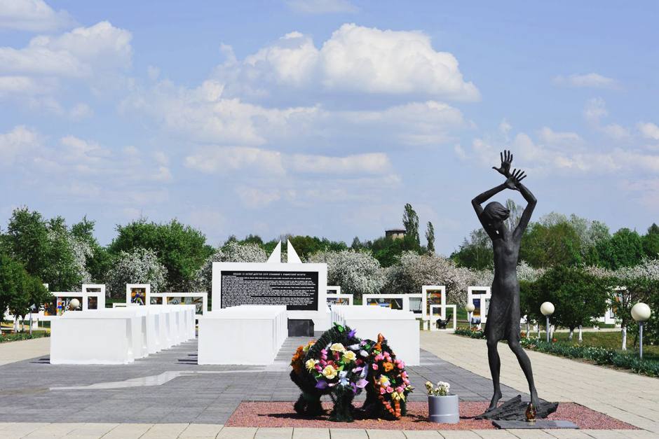 dostoprimechatelnosti-gomelskoy-oblasti-memorial