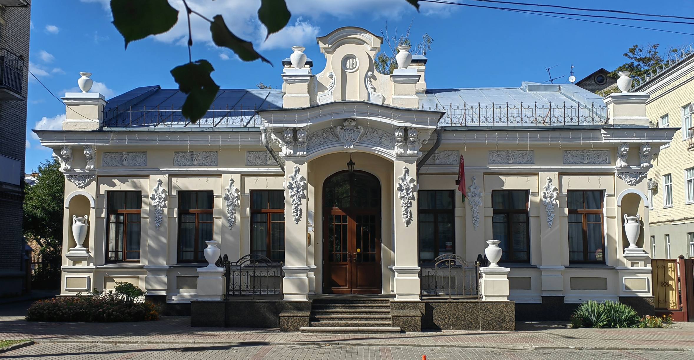 dom-vracha-aleksandrova