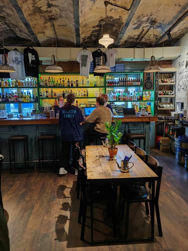 bekitzer-gde-nedorogo-poest-v-spb