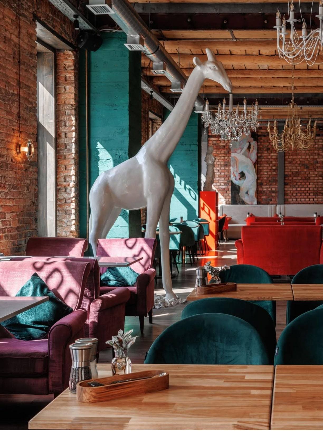 gde-nedorogo-poest-v-peterburge