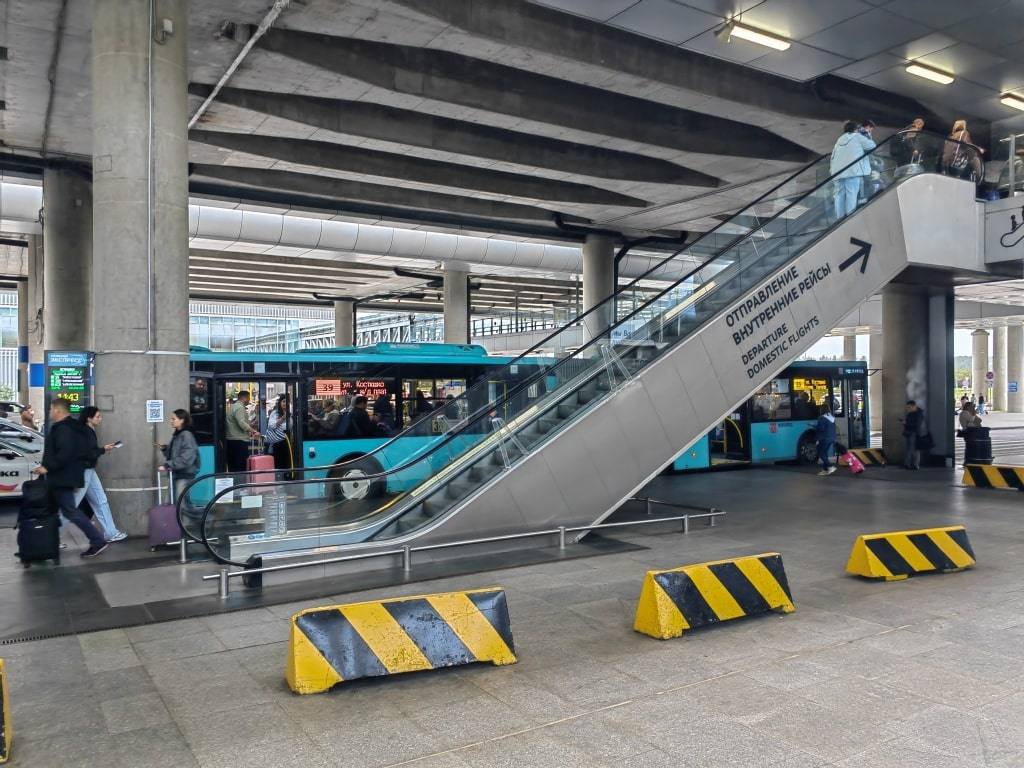 avtobus-iz-aeroporta-pulkovo