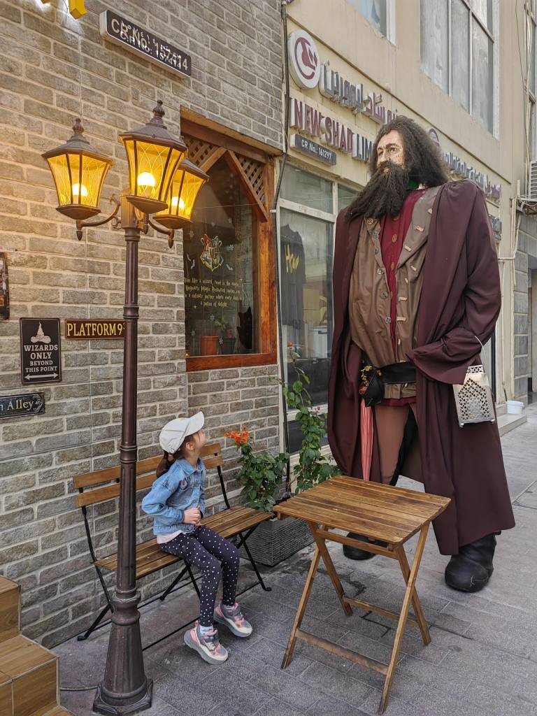 hagrid-kafe-hogwarts-doha