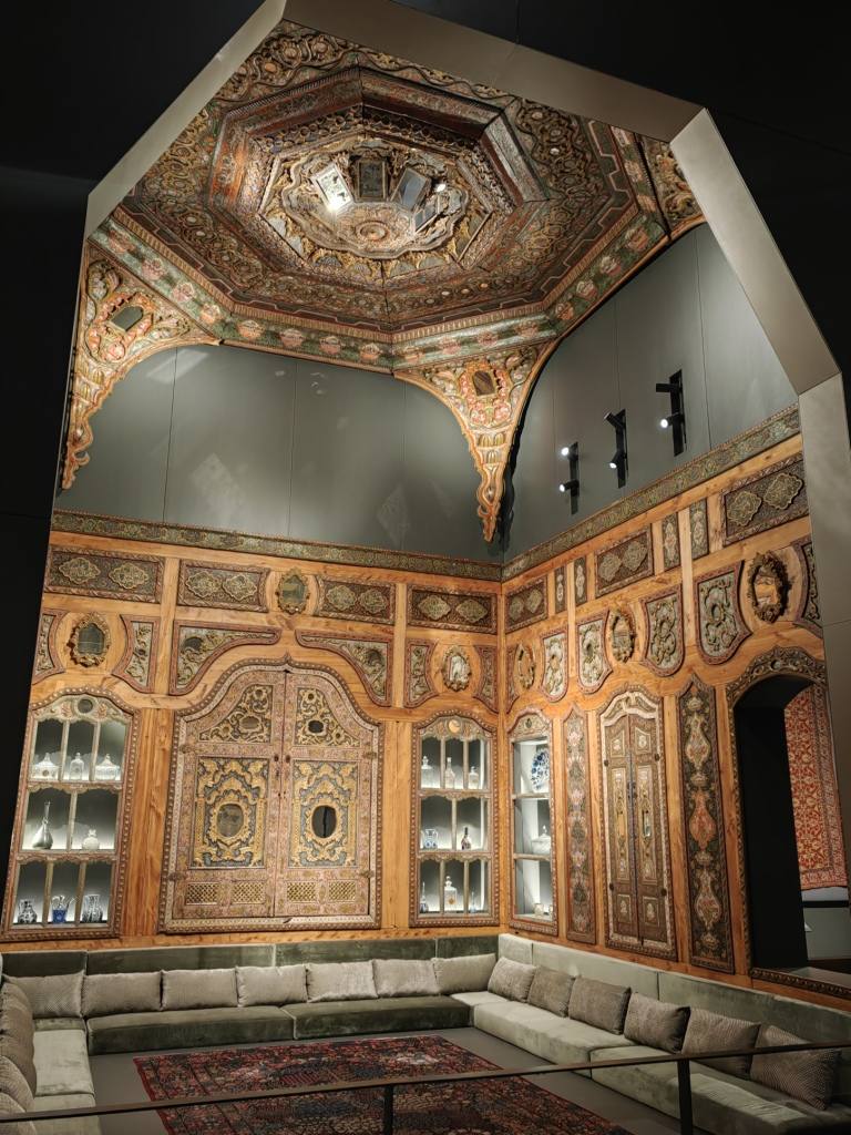 drevnjaja-komnata-v-muzee-islamskogo-iskusstva