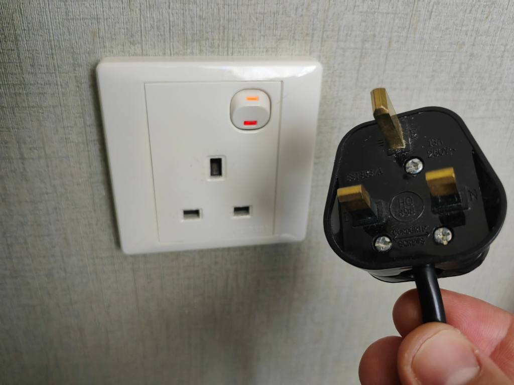 rozetki-v-katare-primer