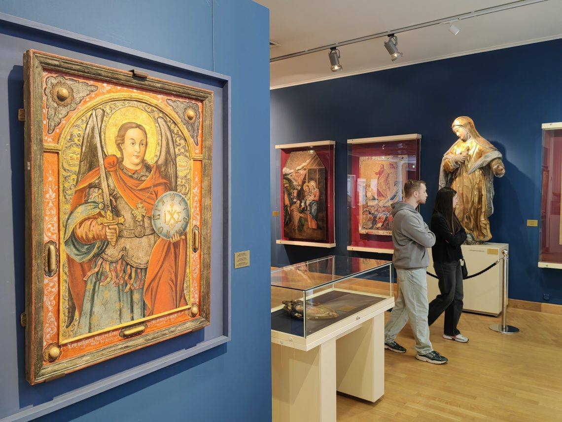 kuda-poyti-v-minske-ceniteljam-iskusstva